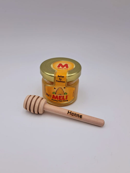 Houten honinglepel met naam 2